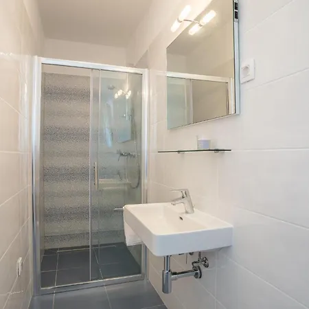 6 Bedroom Luxurious In Holiday home Bol