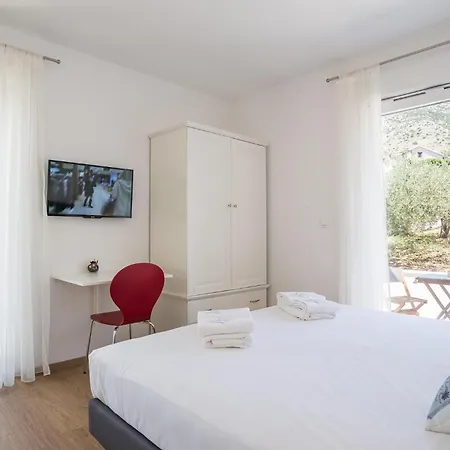 Stunning In With House A Mountain View Semesterbostad *